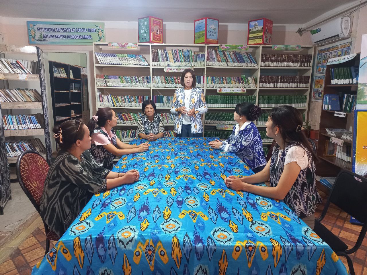 “MILLIY LIBOSLAR KUNI” nomli davra suhbati