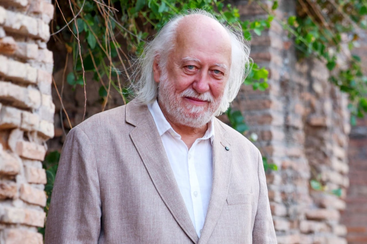 Adabiyot bo‘yicha Nobel mukofoti Laslo Krasnaxorkayga berildi