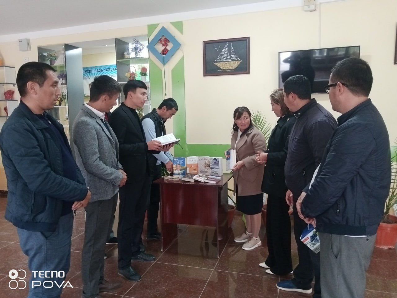 “Kutubxonaga sayohat” nomli ekskursiya