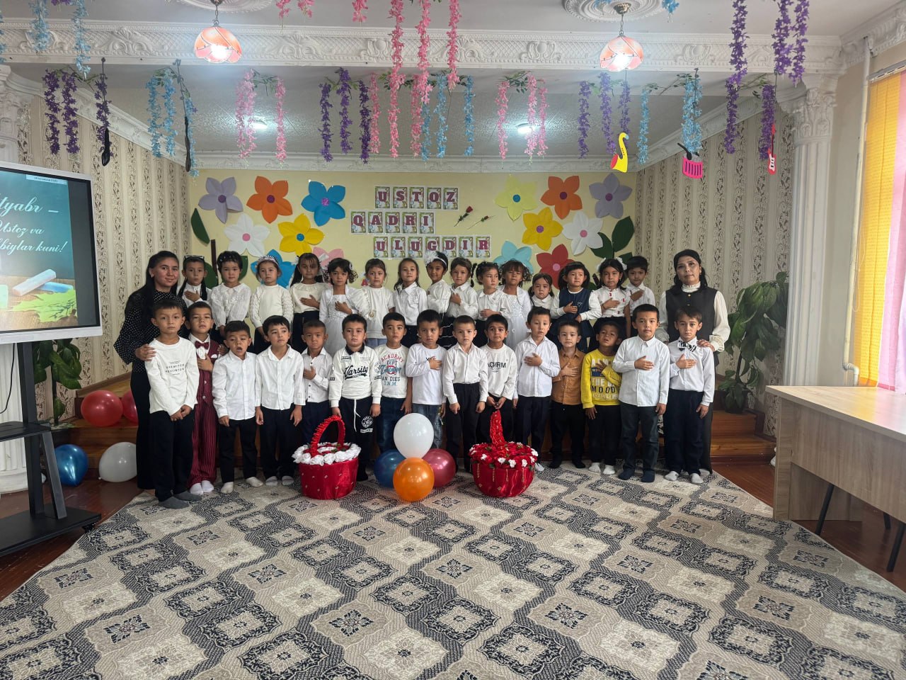 "Ustoz qadri ulug‘dir" nomli tadbir
